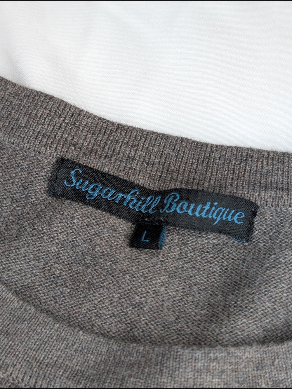 Fox Sweater - Picture 3 of 6